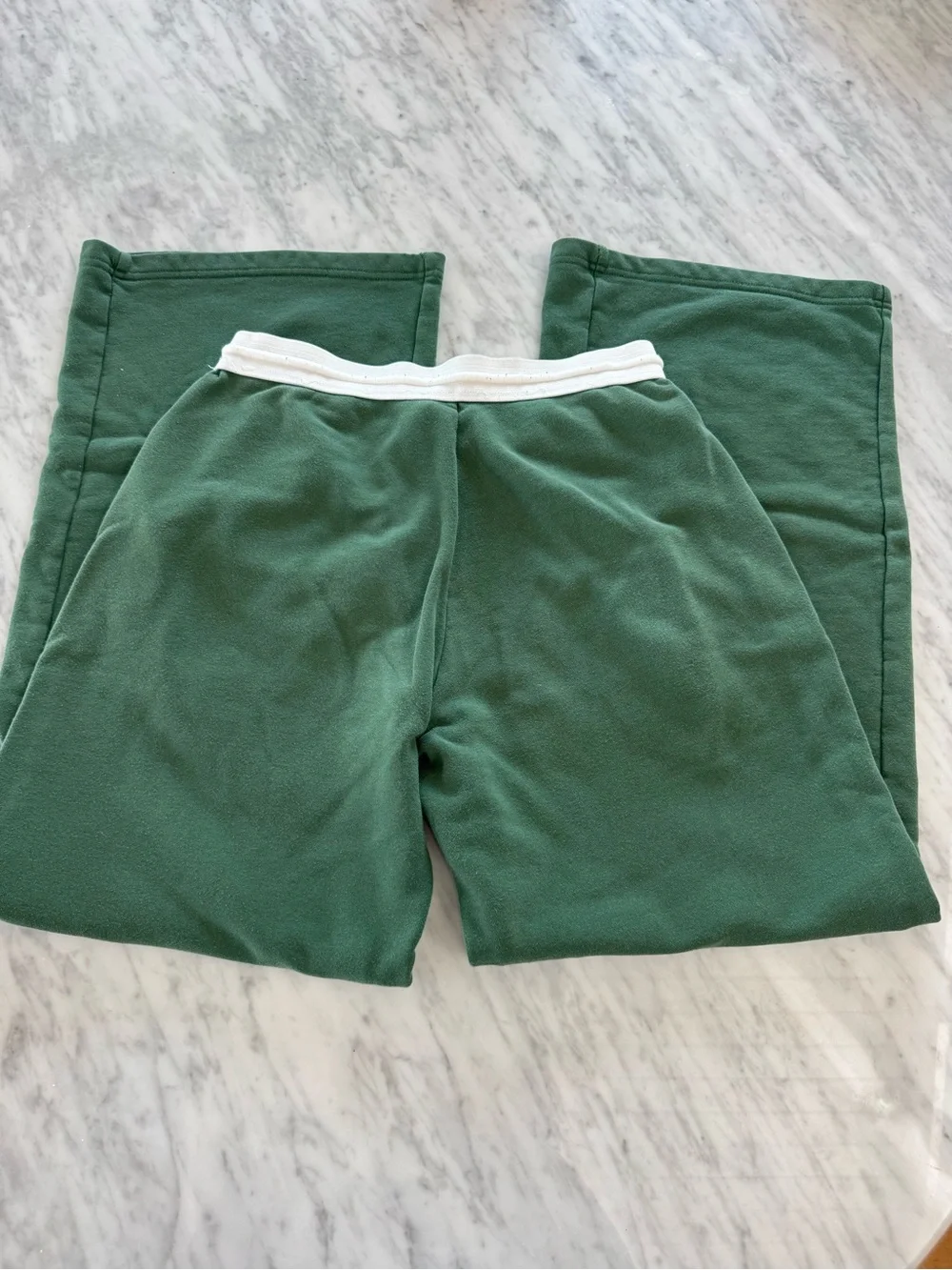 Edikted Green 'Brooklyn 1975' Sweatpants. S